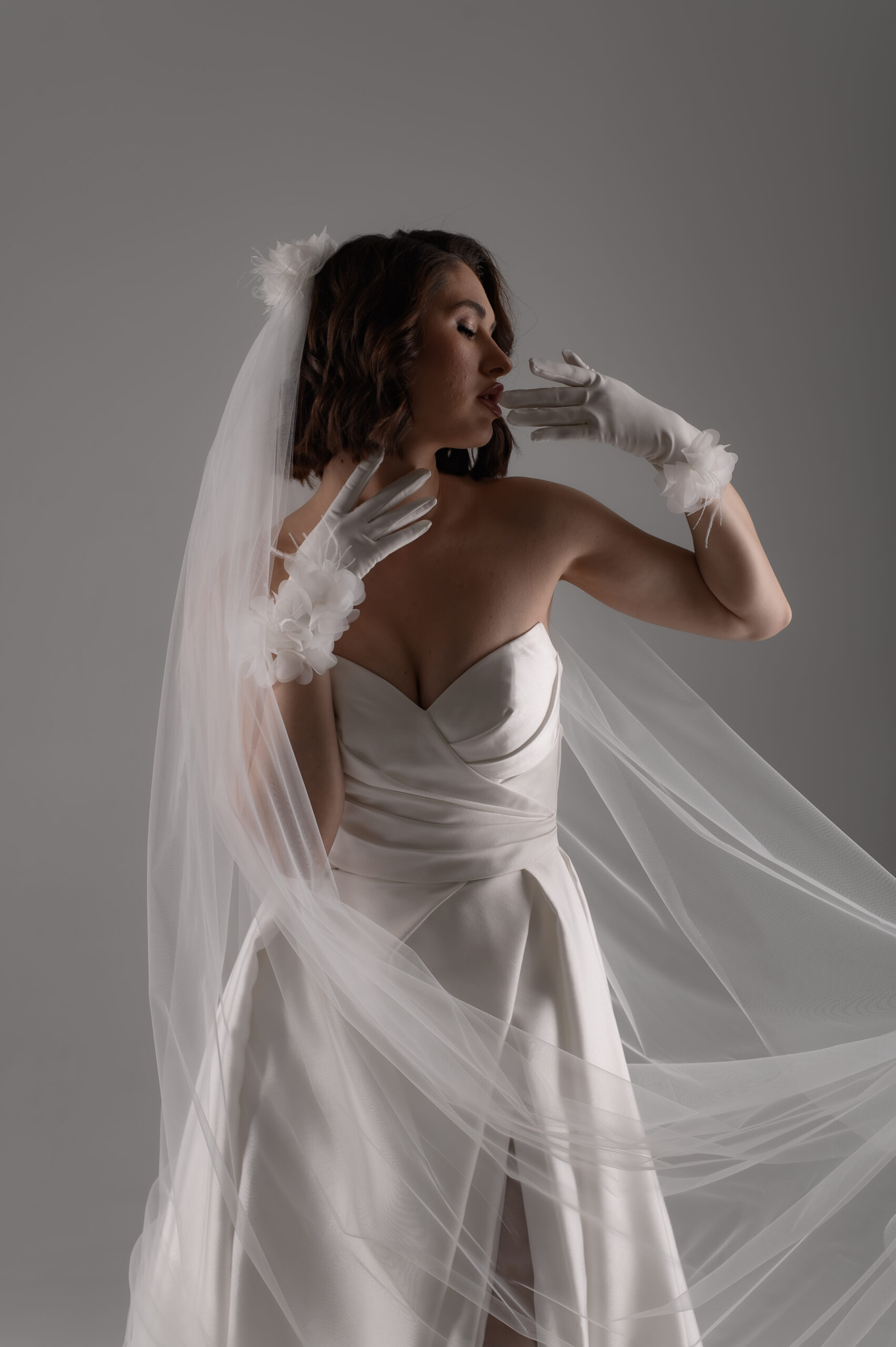 Daisy 3D Flower Comb Veil: Timeless Elegance - Image 9