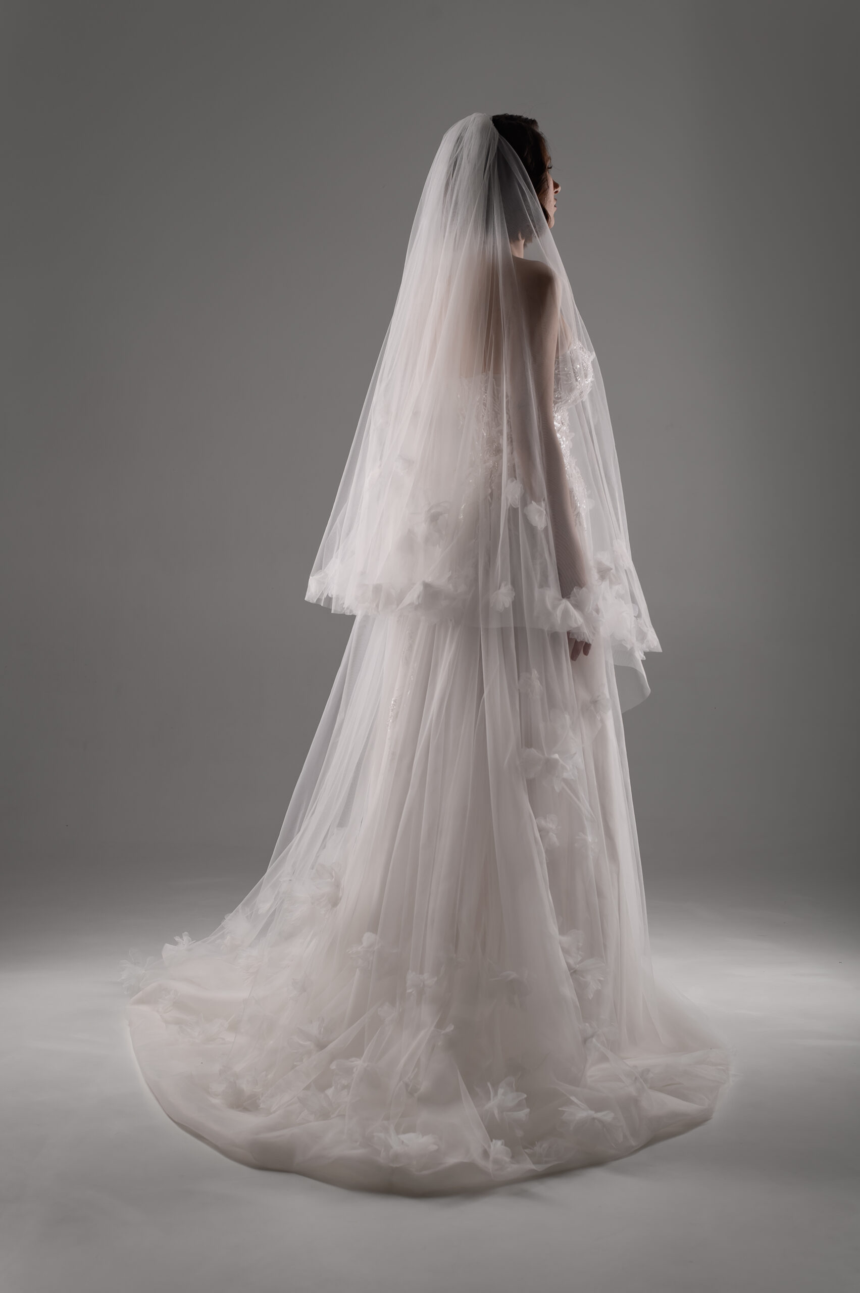 Peony 3D flowers veil - Image 2