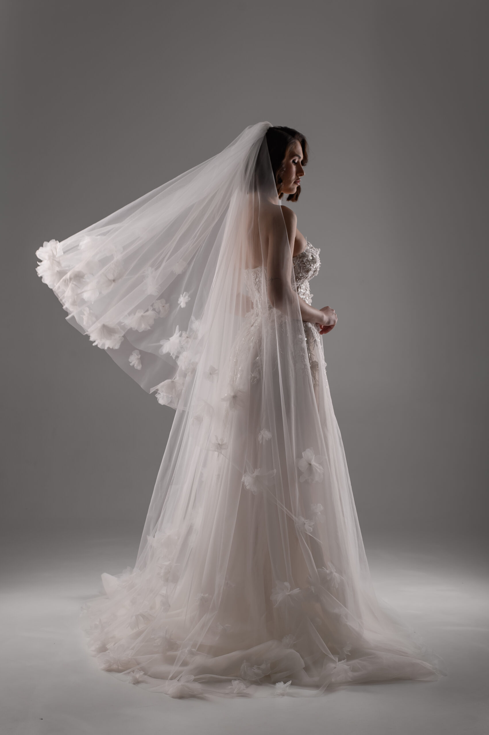 Peony 3D flowers veil - Image 3