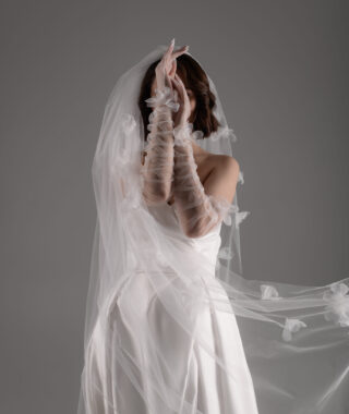 Poppy Bridal Gloves